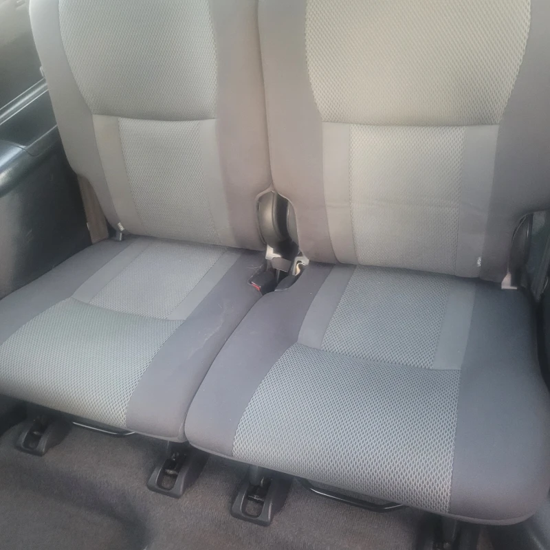 Toyota Rav4 1.8vvti, снимка 9 - Автомобили и джипове - 52391694