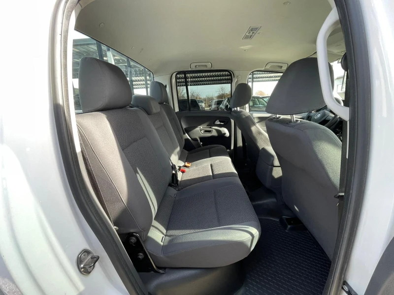 VW Amarok 2.0TDI/4x4/Специално оборудване , снимка 15 - Автомобили и джипове - 52627633