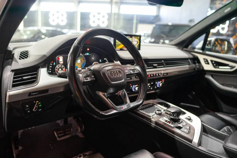 Audi SQ7 4.0TDI V8 MATRIX FULL S LINE BOSE ЛИЗИНГ 100%, снимка 12 - Автомобили и джипове - 52919735