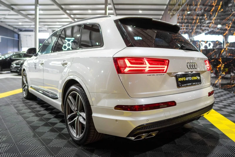 Audi SQ7 4.0TDI V8 MATRIX FULL S LINE BOSE ЛИЗИНГ 100%, снимка 6 - Автомобили и джипове - 52919735