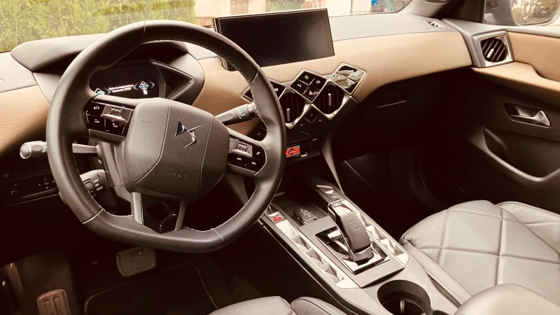 DS DS 3 Crossback 50kw, снимка 9 - Автомобили и джипове - 53160572