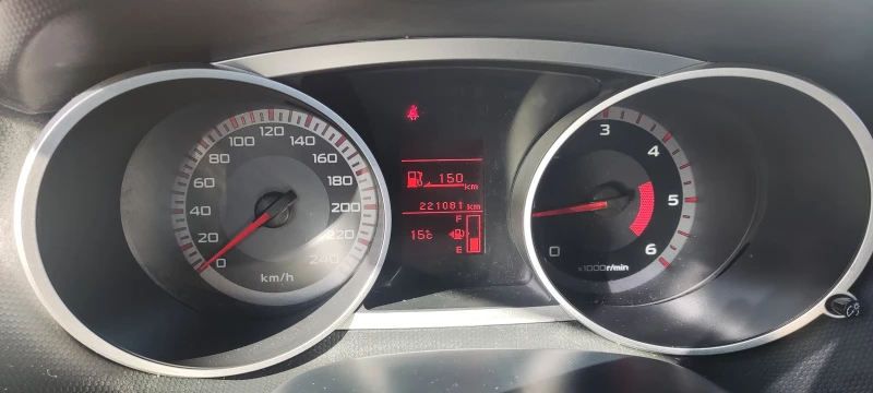 Citroen C-Crosser, снимка 15 - Автомобили и джипове - 53293299