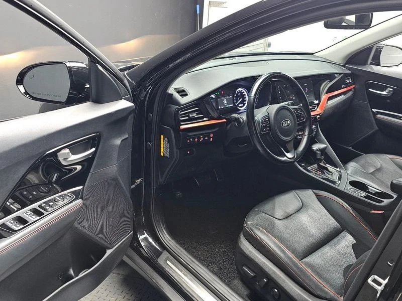 Kia Niro G4LE, снимка 9 - Автомобили и джипове - 56705177