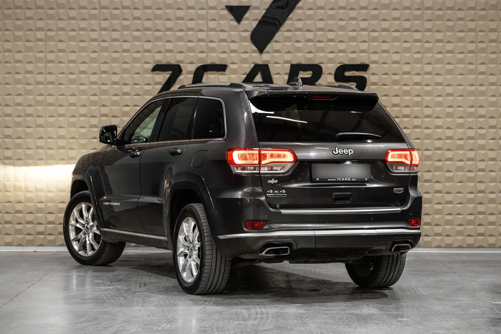 Jeep Grand cherokee 3.0 V6* Summit* Harman Kardon* Панорама* Подгрев, снимка 4 - Автомобили и джипове - 54601296