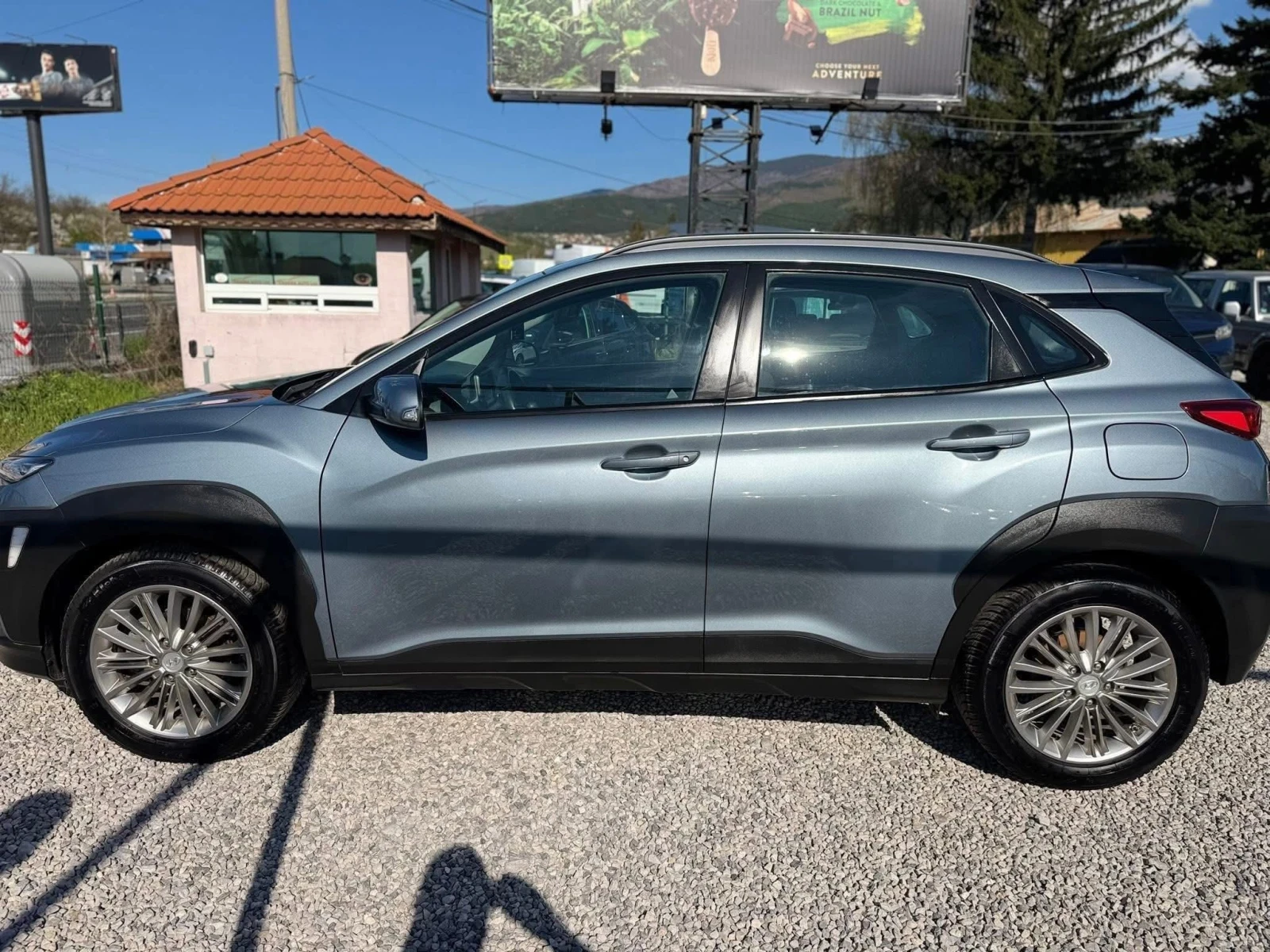 Hyundai Kona 1.0T-GDI Топ състояние!!! 100% реален пробег, снимка 8 - Автомобили и джипове - 55211205