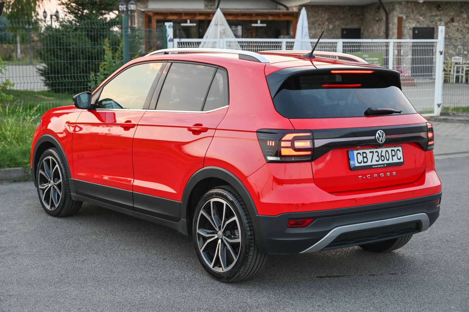 VW T-Cross 1.5TSI* Камера* АСС* IQlight* Ambient, снимка 5 - Автомобили и джипове - 55898067