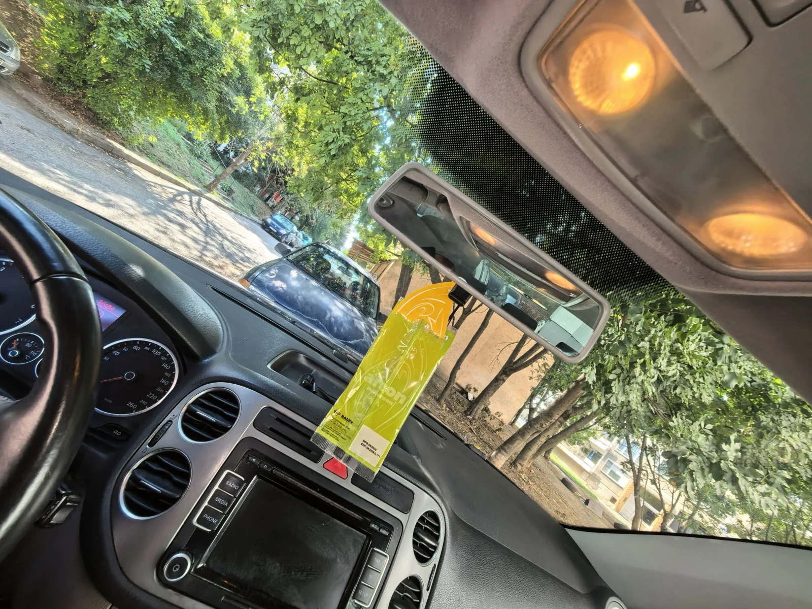 VW Tiguan 1.4 TSI  4 MOTION , снимка 11 - Автомобили и джипове - 56121541