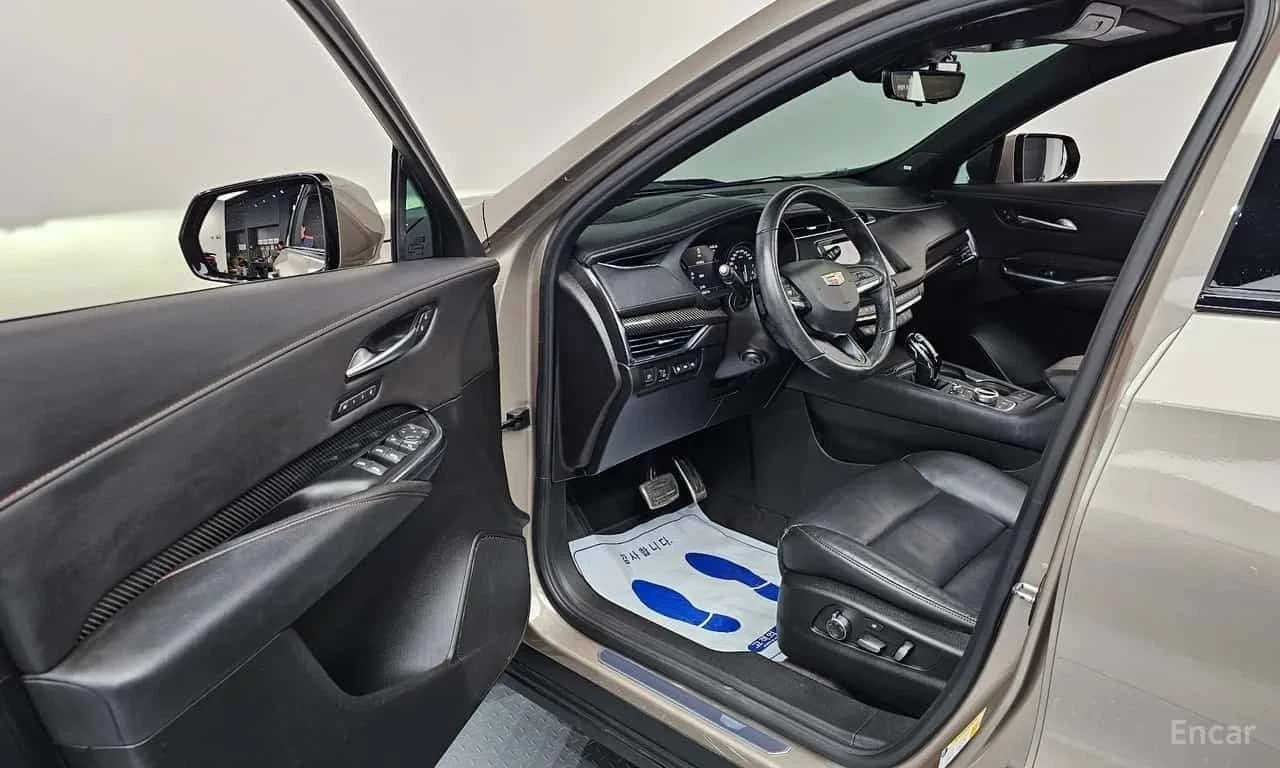 Cadillac XT4 * 2.0 Sport AWD * ����������� | Mobile.bg � ����������� 10