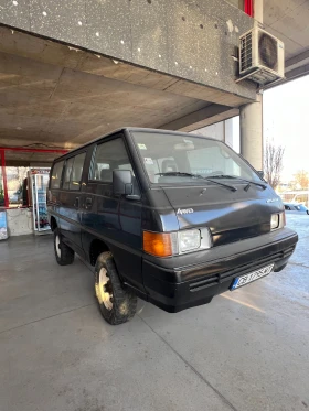     Mitsubishi L300 2.5 Turbo Diesel - 4x4