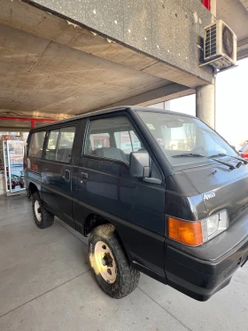     Mitsubishi L300 2.5 Turbo Diesel - 4x4