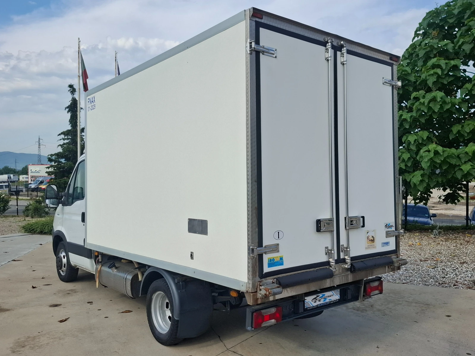 Iveco 35c18 35C18/3.0/До3.5т/Климатик/220V, снимка 2 - Бусове и автобуси - 54773753
