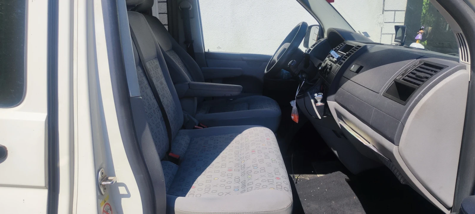 VW Transporter T5, снимка 9 - Бусове и автобуси - 55052116