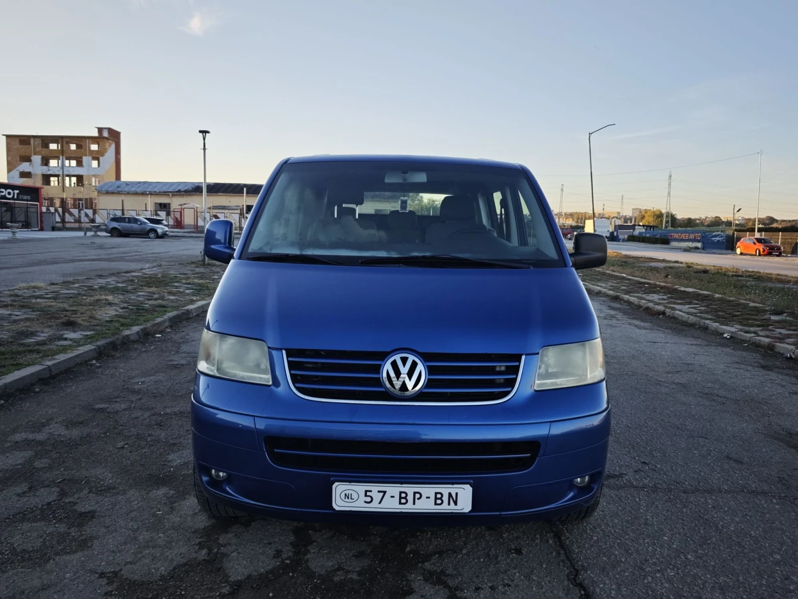 VW T5 2.5 184hp, снимка 2 - Бусове и автобуси - 56643862