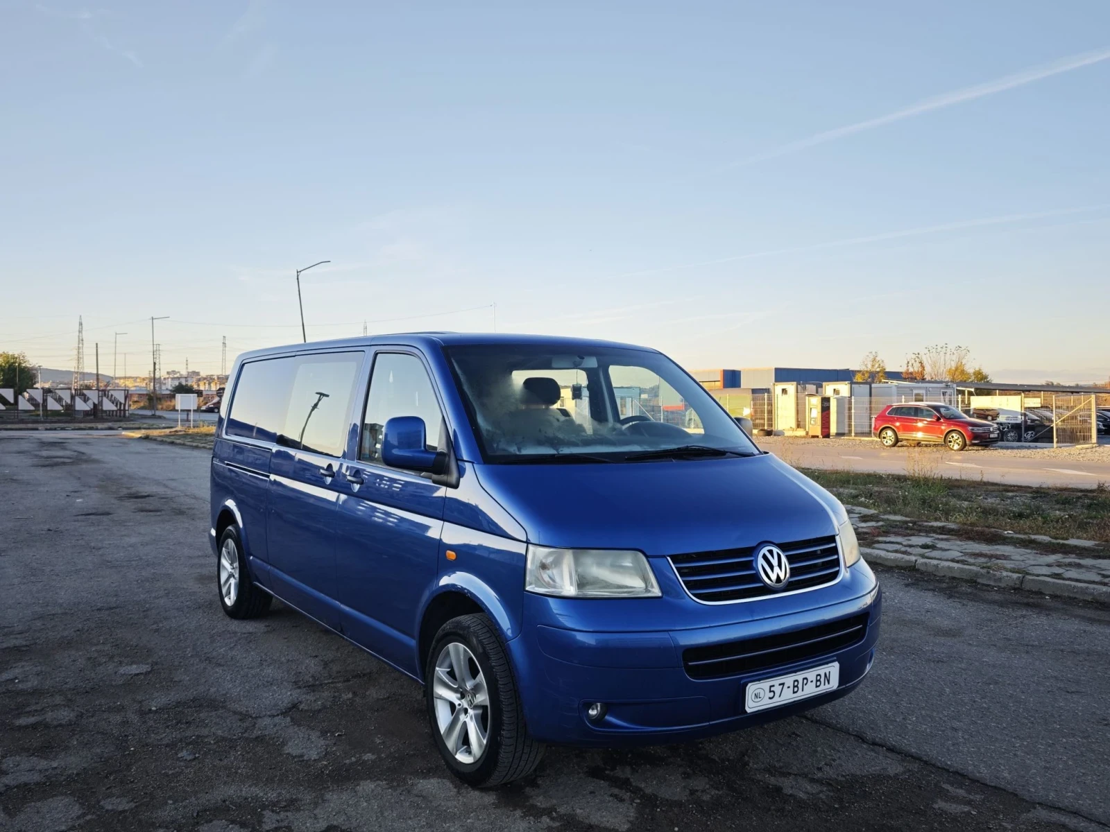 VW T5 2.5 184hp, снимка 3 - Бусове и автобуси - 56643862