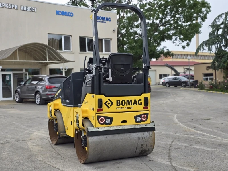 Валяк BOMAG BW120AD-5, снимка 4 - Индустриална техника - 45964854