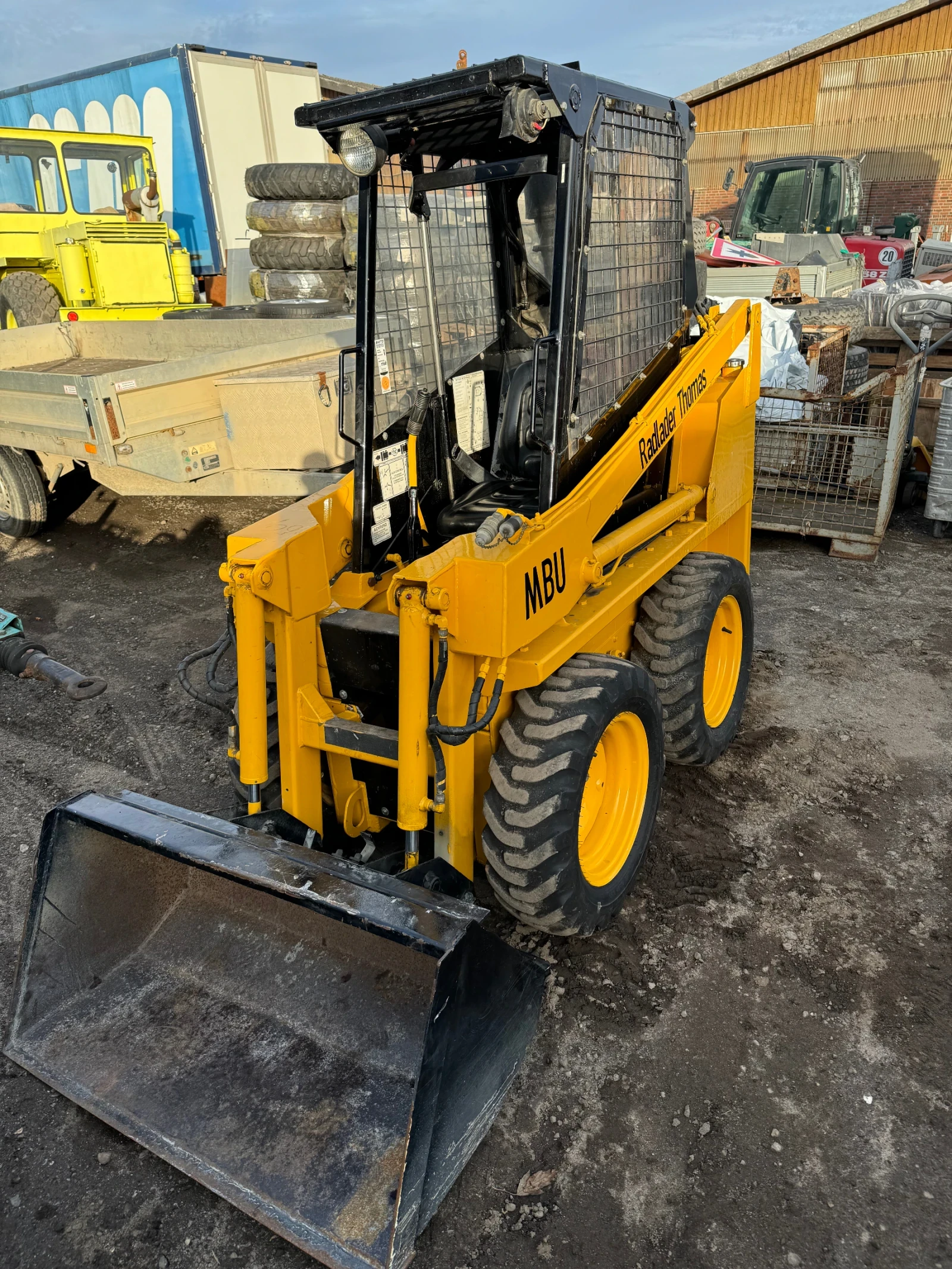 ����� ������� Thomas | Mobile.bg � ����������� 1