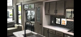 Каравана Други Wildwood Grand Lodge, снимка 4