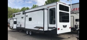 Каравана Други Wildwood Grand Lodge, снимка 15