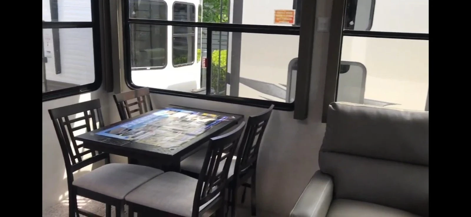 Каравана Други Wildwood Grand Lodge - изображение 4