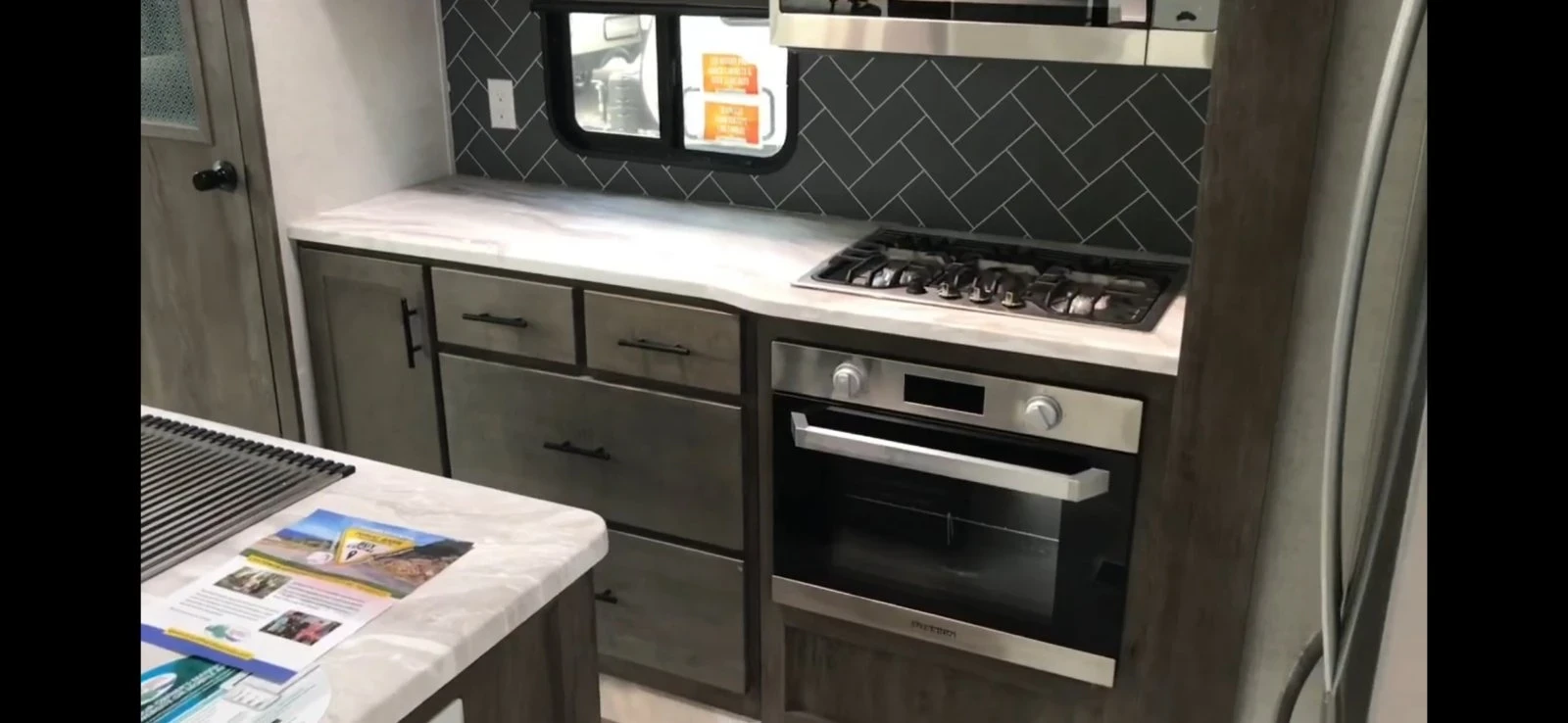 Каравана Други Wildwood Grand Lodge - изображение 10