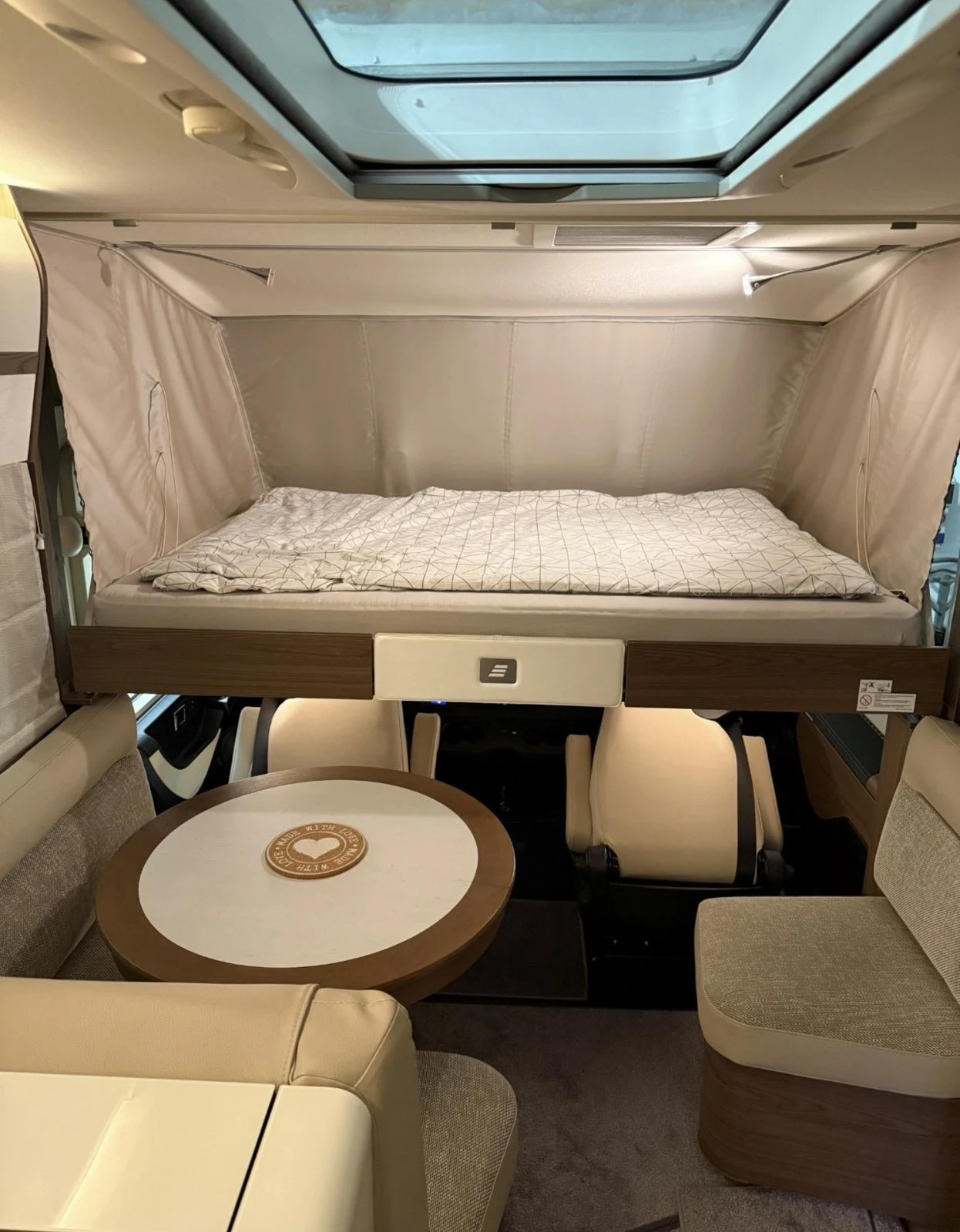 Кемпер HYMER / ERIBA BML-I 780, снимка 6 - Каравани и кемпери - 54326021