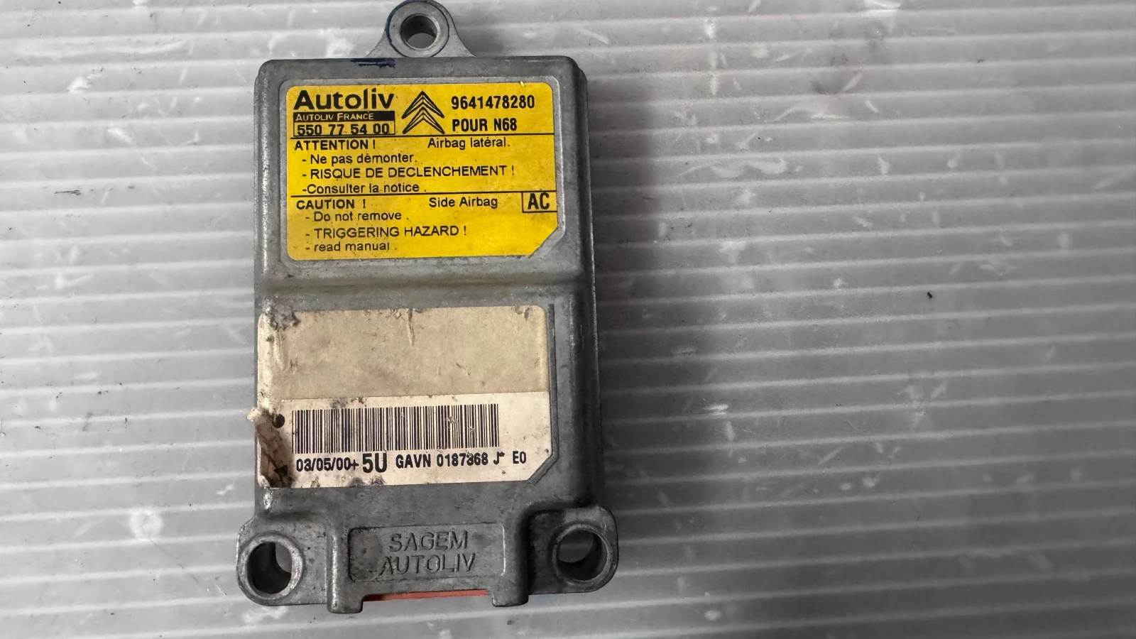 Airbag  /  /  a Citroen Picasso - 9641478280 | Mobile.bg   2