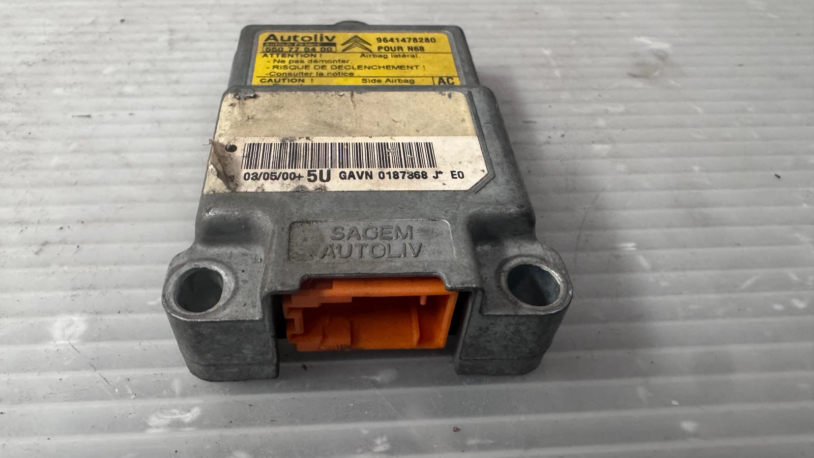 Airbag  /  /  a Citroen Picasso - 9641478280 | Mobile.bg   1