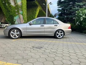 Mercedes-Benz C 220 Реален Пробег AMG Line, снимка 2