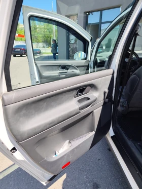 VW Sharan, снимка 15