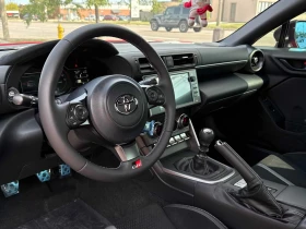 Toyota GR86 2025 Premium Manual *   *  | Mobile.bg    8