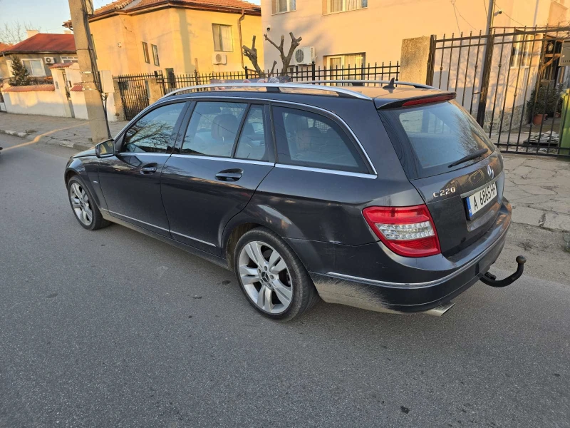 Mercedes-Benz C 220 CDI OM646-AVTOMAT-NAVI-КЛИМА-ТОП, снимка 11 - Автомобили и джипове - 48753533