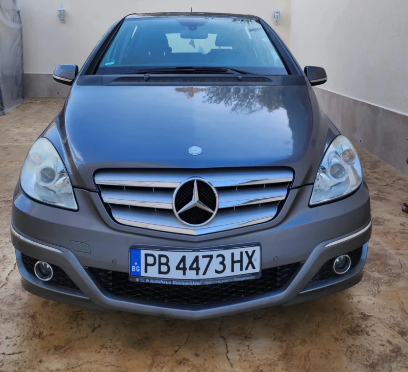 Mercedes-Benz B 180 КАПАРИРАН, снимка 1 - Автомобили и джипове - 47767035