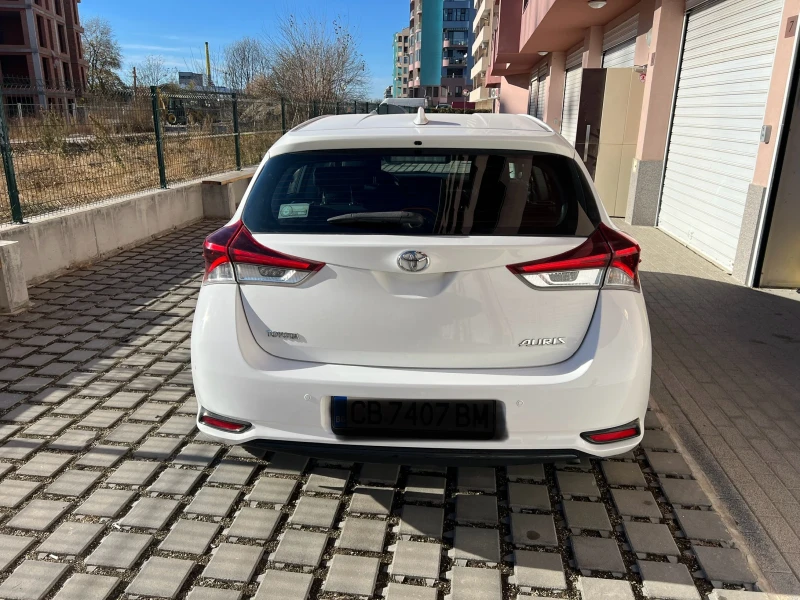 Toyota Auris, снимка 2 - Автомобили и джипове - 48087724