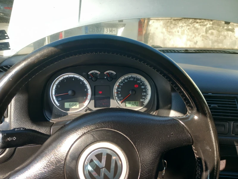 VW Golf, снимка 12 - Автомобили и джипове - 49246367