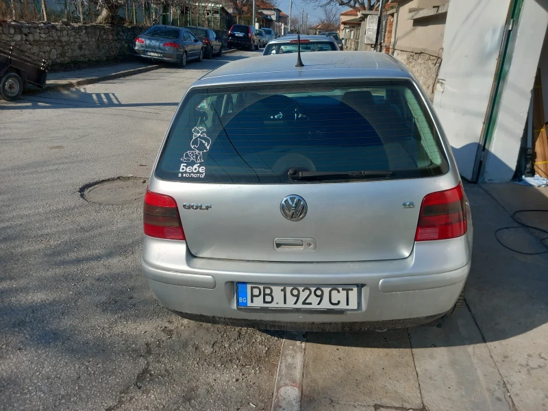 VW Golf, снимка 2 - Автомобили и джипове - 49246367