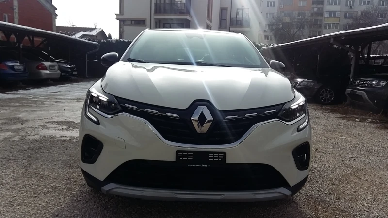 Renault Captur 1.3i16v-TCe Intens!, снимка 2 - Автомобили и джипове - 49327883