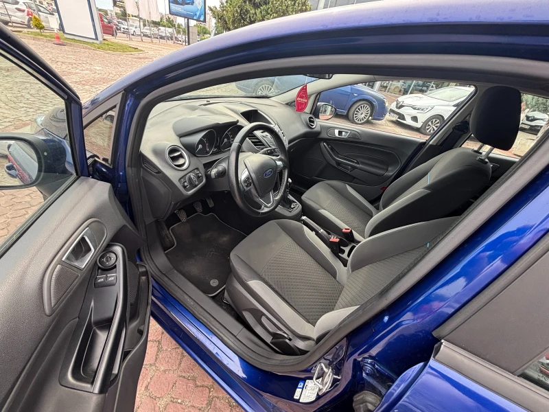 Ford Fiesta 1.2 куб. / 80 к.с., снимка 15 - Автомобили и джипове - 50957914