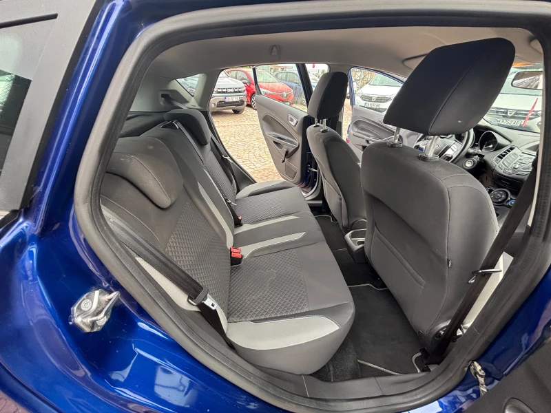Ford Fiesta 1.2 куб. / 80 к.с., снимка 13 - Автомобили и джипове - 50957914