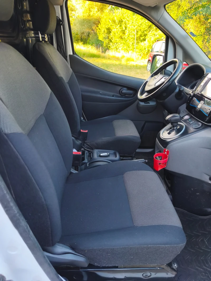 Nissan e-NV200, снимка 6 - Автомобили и джипове - 52460674