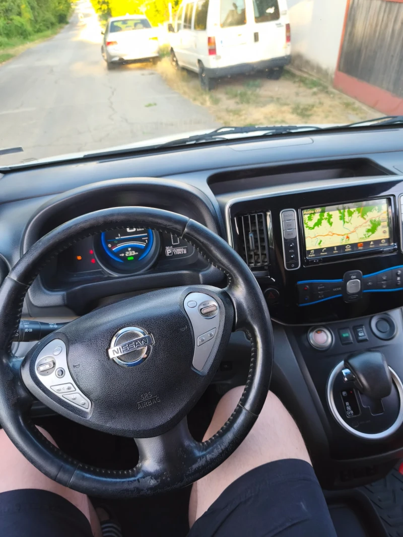 Nissan e-NV200, снимка 8 - Автомобили и джипове - 52460674