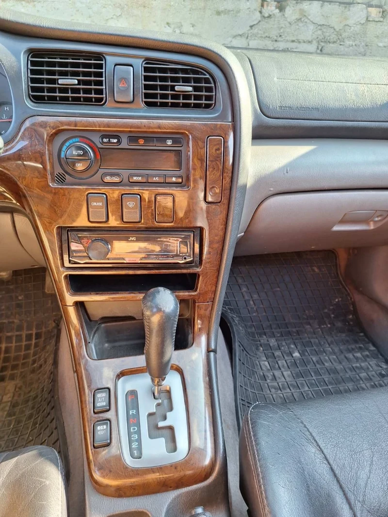 Subaru Legacy, снимка 11 - Автомобили и джипове - 52180623