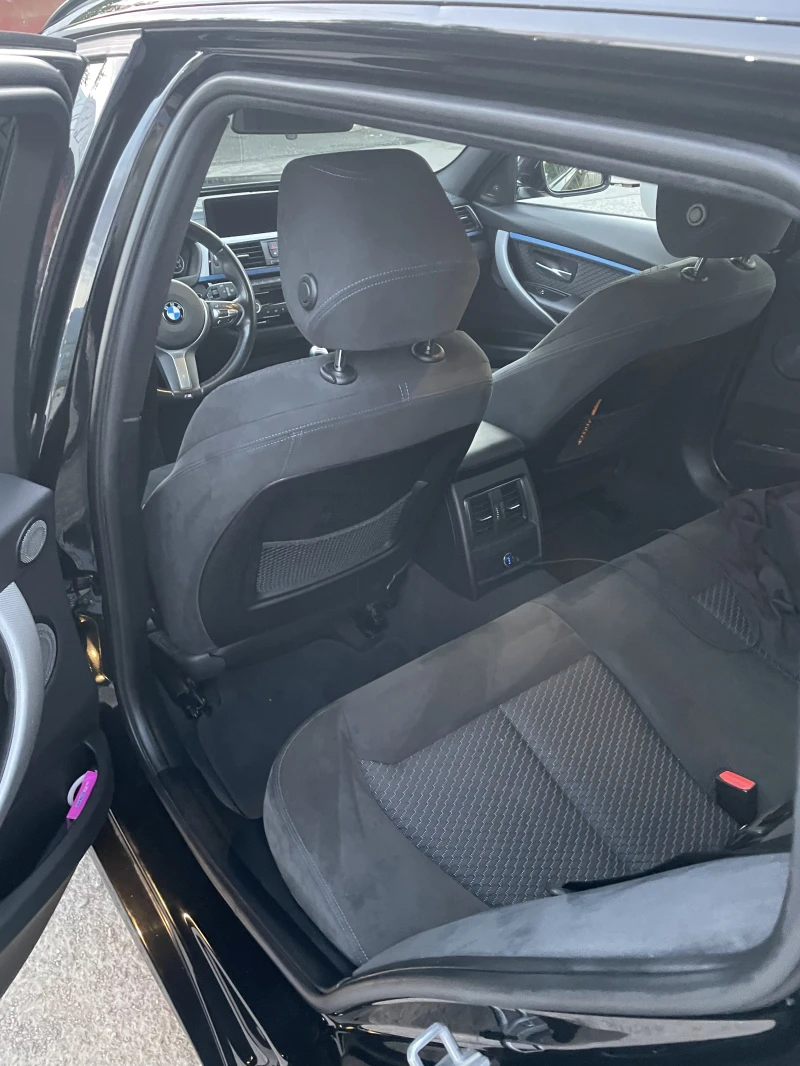 BMW 320 xDrive M Sport, снимка 6 - Автомобили и джипове - 51916991
