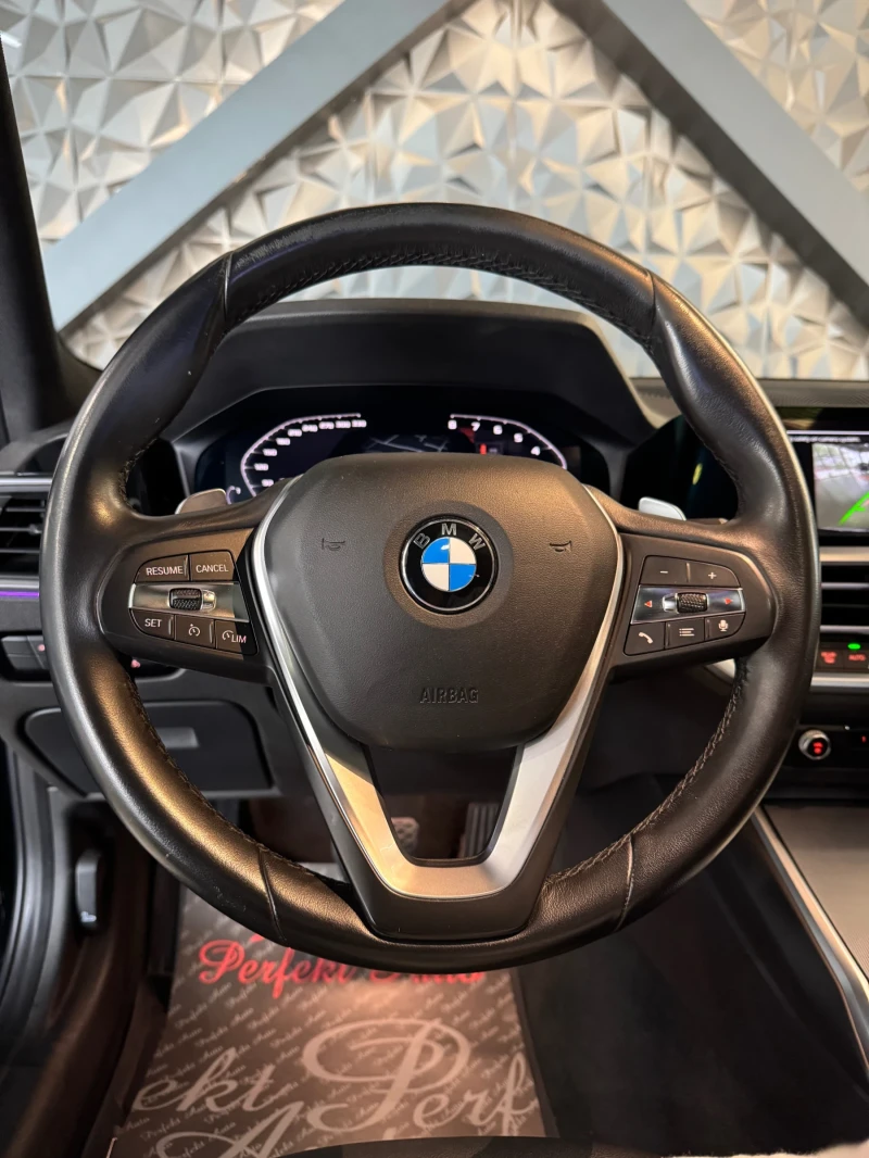 BMW 330 i SPORTPACKET* Шибедах* Камера, снимка 9 - Автомобили и джипове - 52114004