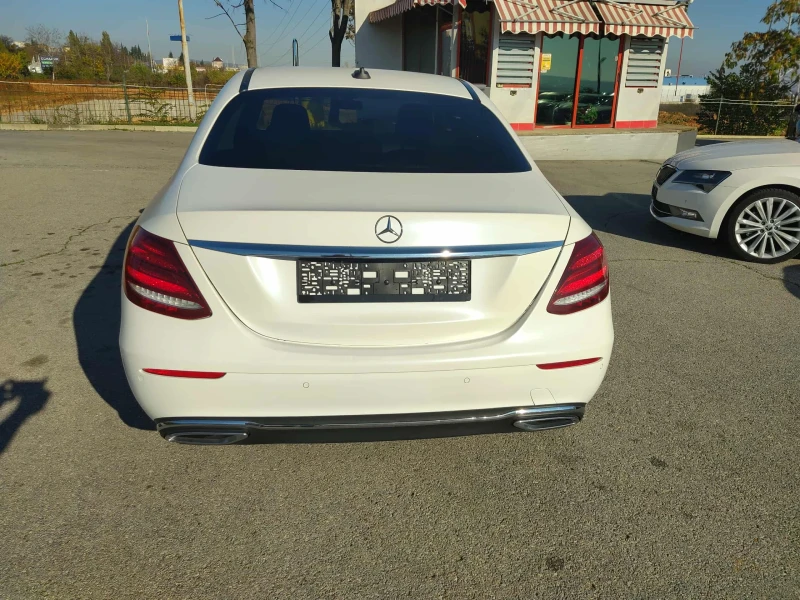 Mercedes-Benz E 200 Е200д , снимка 10 - Автомобили и джипове - 52407608