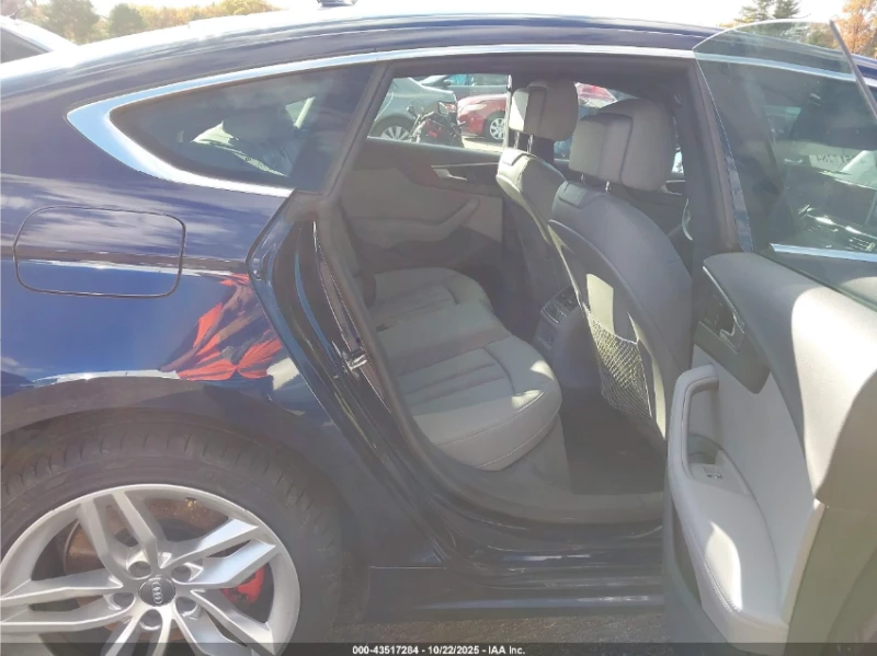 Audi A5 Подгрев* Keyless* Камера* Панорама, снимка 12 - Автомобили и джипове - 52672962