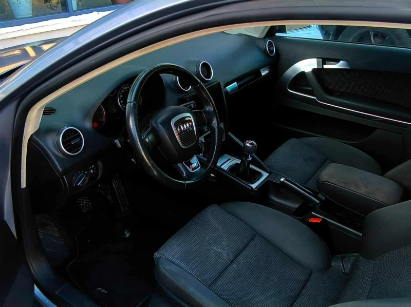 Audi A3 2.0 fsi, снимка 8 - Автомобили и джипове - 52712141