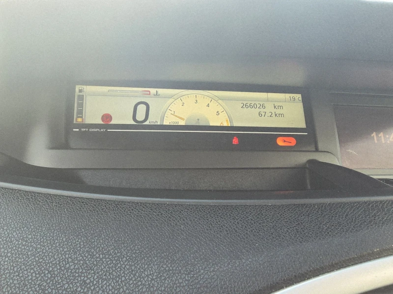 Renault Scenic Xmod 1.5dci, снимка 14 - Автомобили и джипове - 52797442