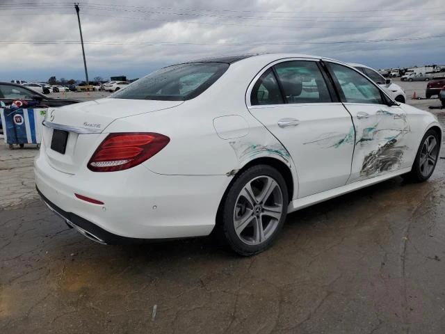 Mercedes-Benz E 300 AMG* BURMESTER* 4MATIC, снимка 4 - Автомобили и джипове - 52725137
