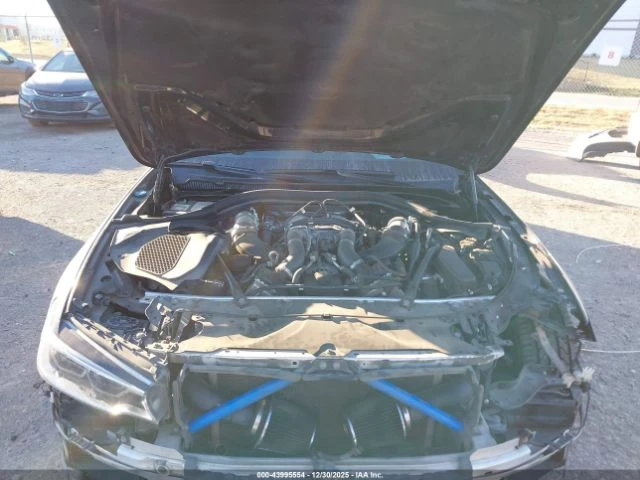 BMW 550 M550i xDrive, снимка 16 - Автомобили и джипове - 53080363