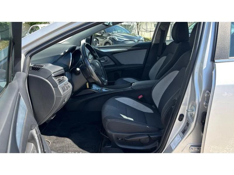 Toyota Avensis SDN 1.8P CVT EXECUTIVE, снимка 12 - Автомобили и джипове - 55146863